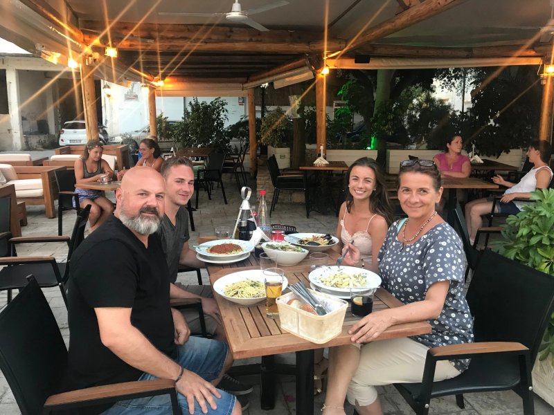 Cafe Platia Bistro Tapasbar