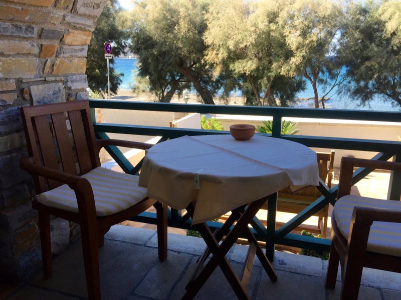 Brazzera Hotel Syros
