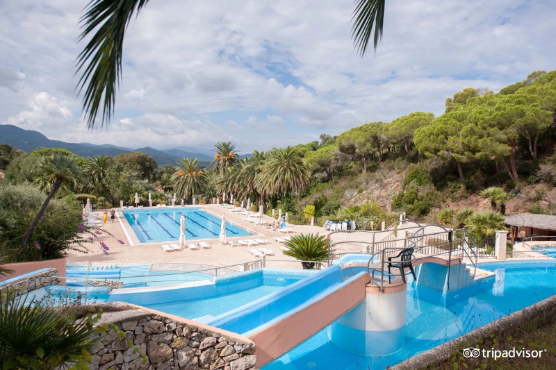Camping Village & Glamping Rosselba Le Palme