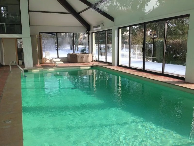 Bungalow-Ensuite with Shower-Les Lodges