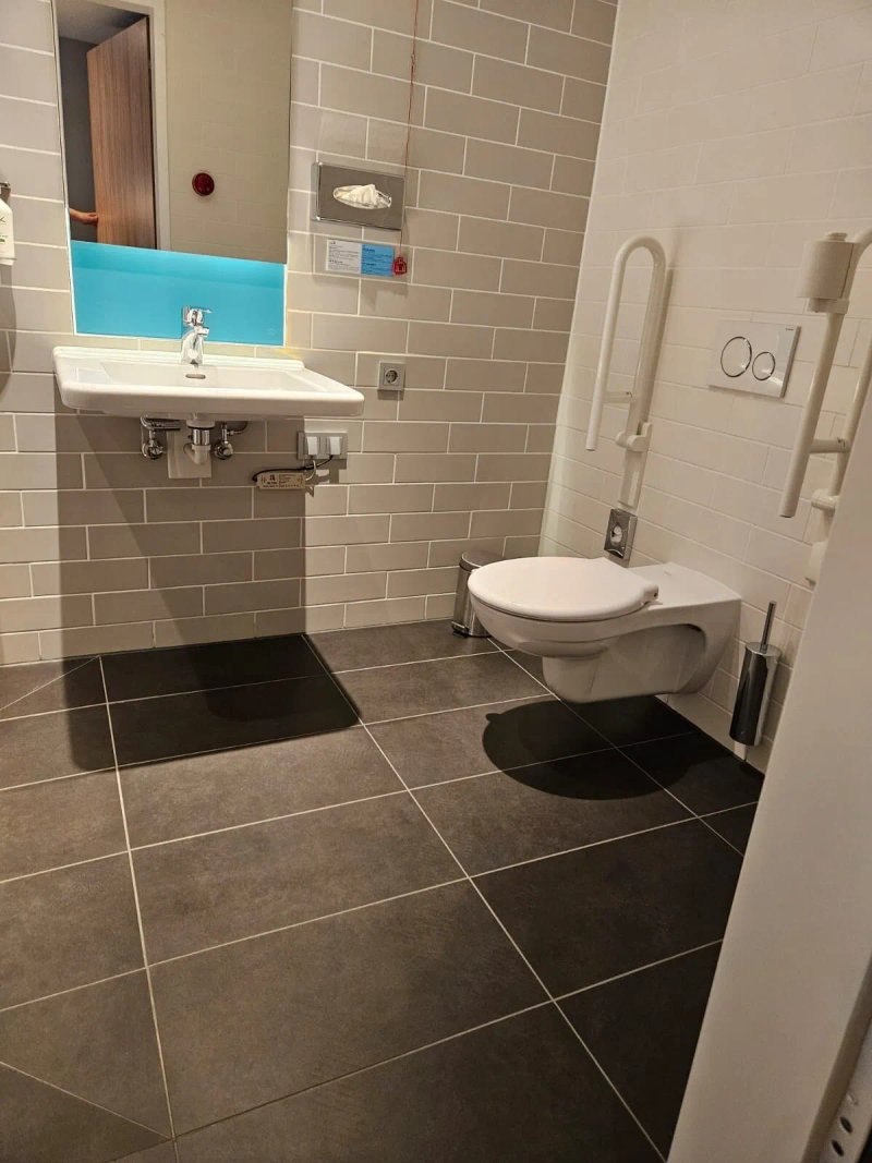 Holiday Inn Express Offenbach, an IHG hotel