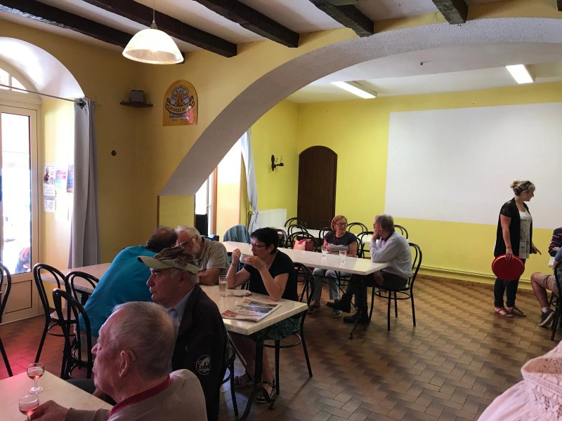 Le Cafe du Commerce