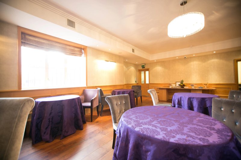 The Pillar Hotel