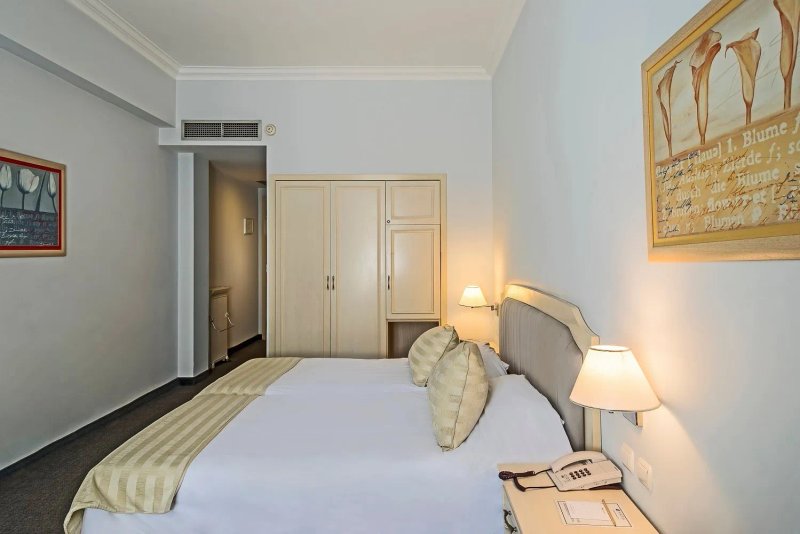 Airotel Stratos Vassilikos Hotel