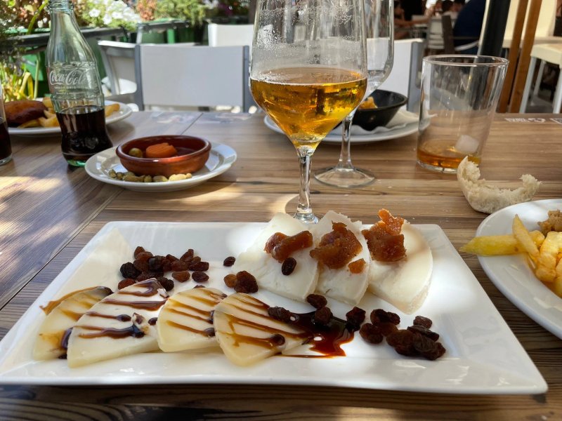 La Cantina