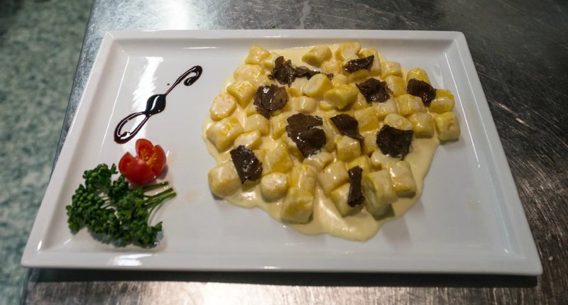 La Tambra Steak House