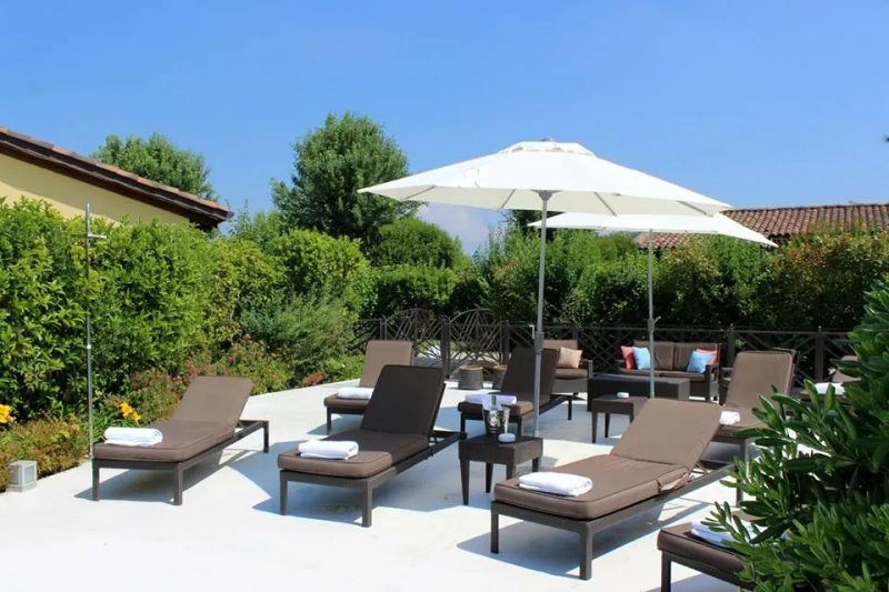 Joia Hotel & Luxury Apartments