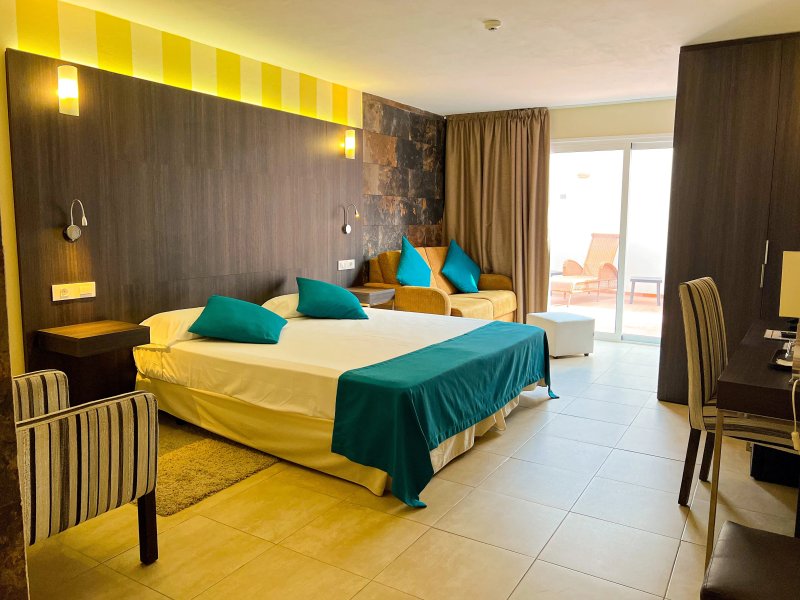 Hotel La Aldea Suites