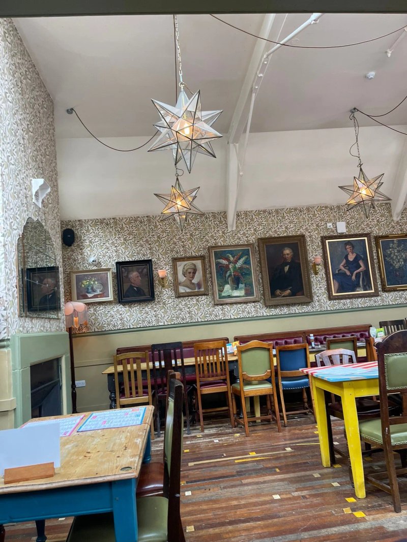 Albero Lounge