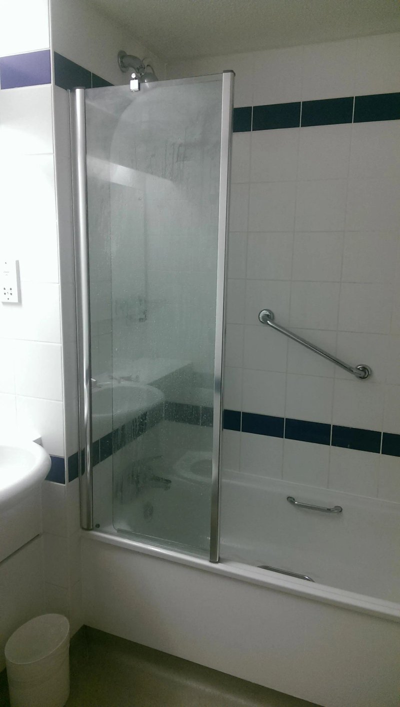 Warrington Motel, J20 M6 Lymm Services
