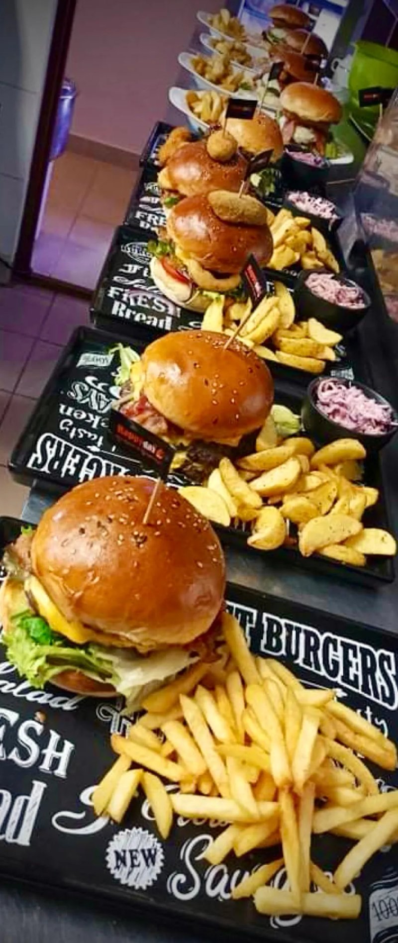 Happy Day Barbecue & Burgerbar