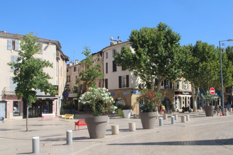 Centre Vile Saint-Maximin-la-Sainte-Baume