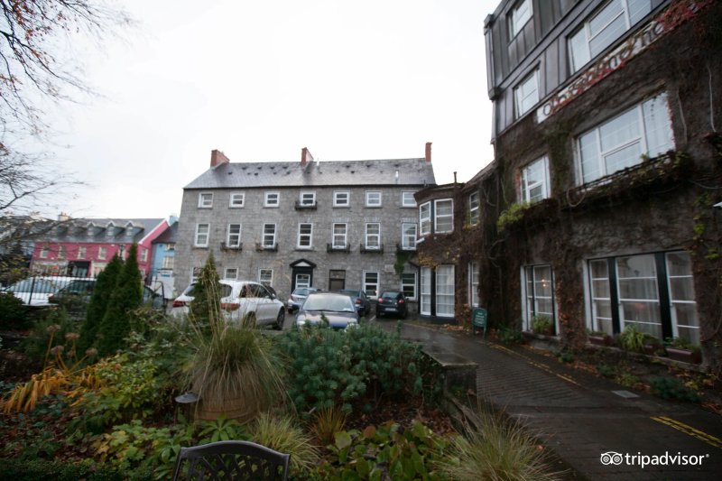Old Ground Hotel