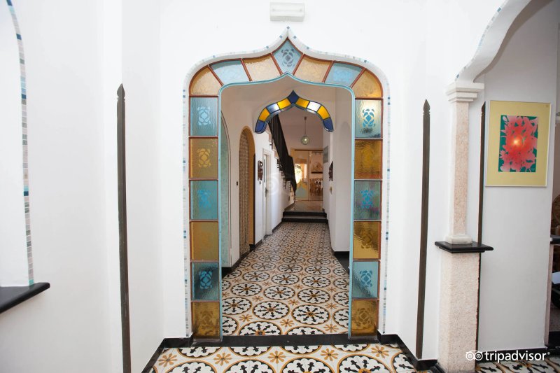 Hotel Arabesque