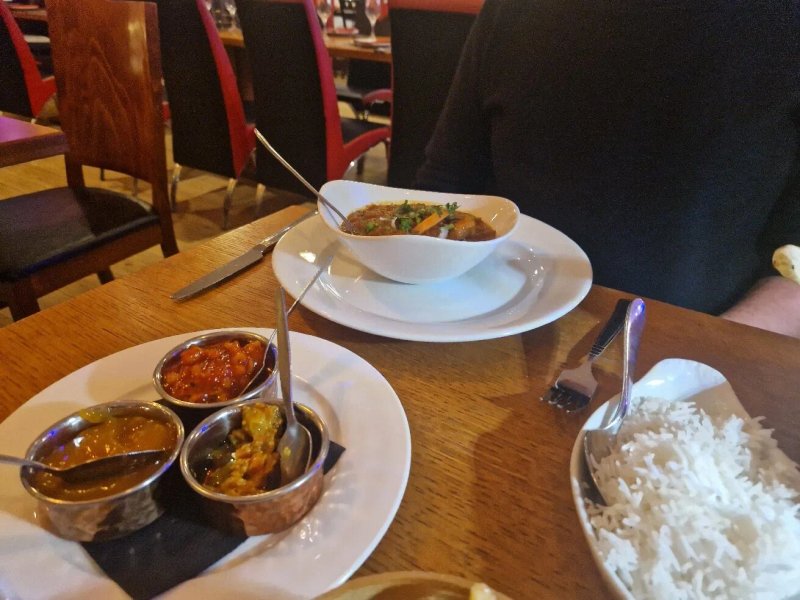 Jimbu Contemporary Dinning & Sun Inn Pub