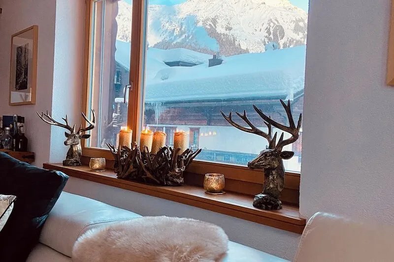Alpine chic in heart of Klosters, short walk to lifts & restaurants, + sauna