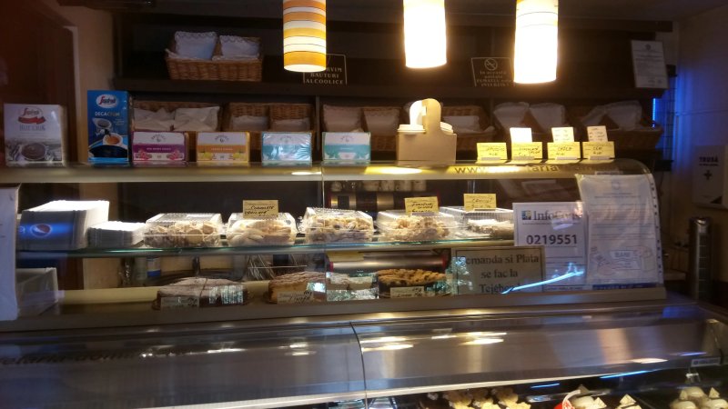 Cofetaria Domino