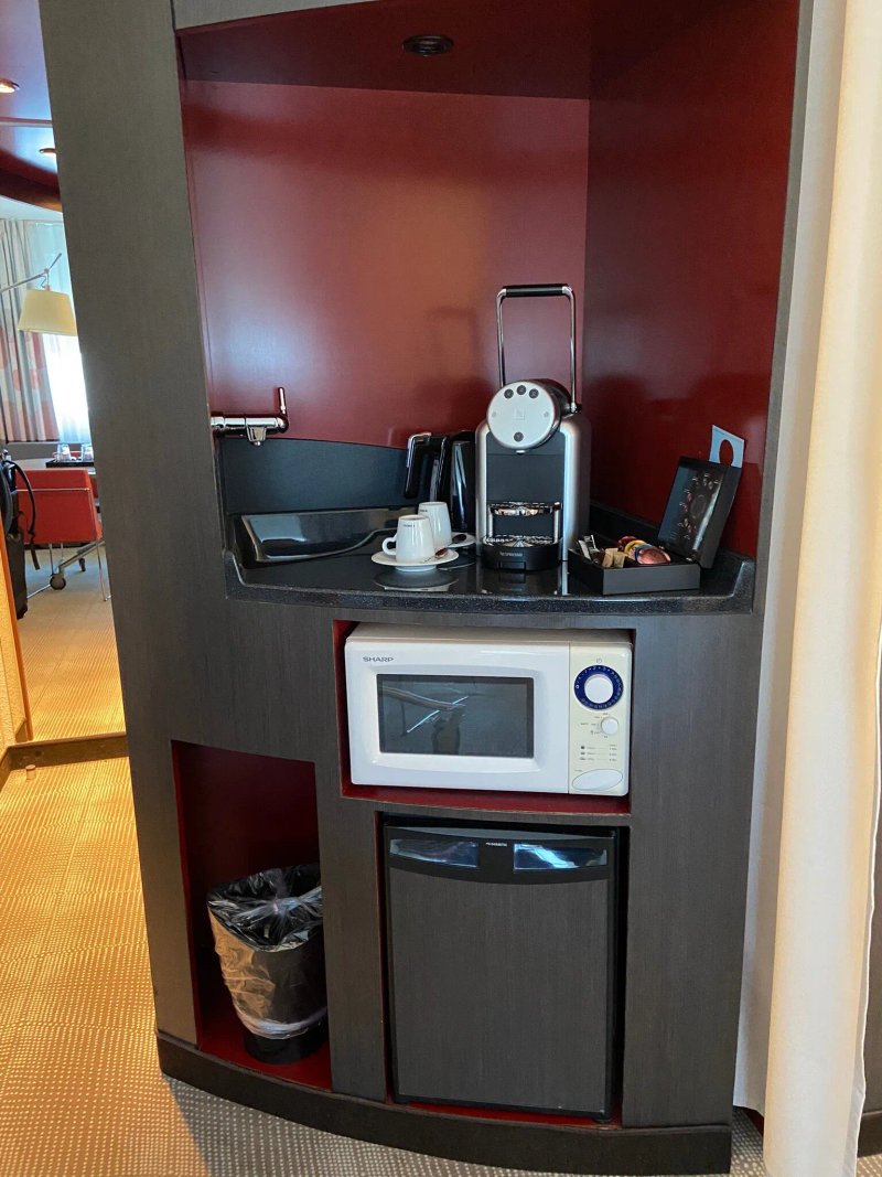 Novotel Suites Geneve Aeroport Hotel