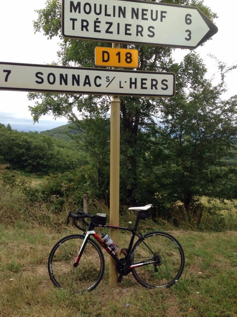 Velomondo Bike Hire Pyrenees