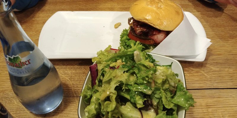 Burger Chalet