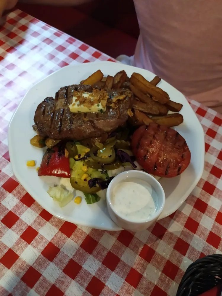 Red Rock City Restaurant Bar & Grill