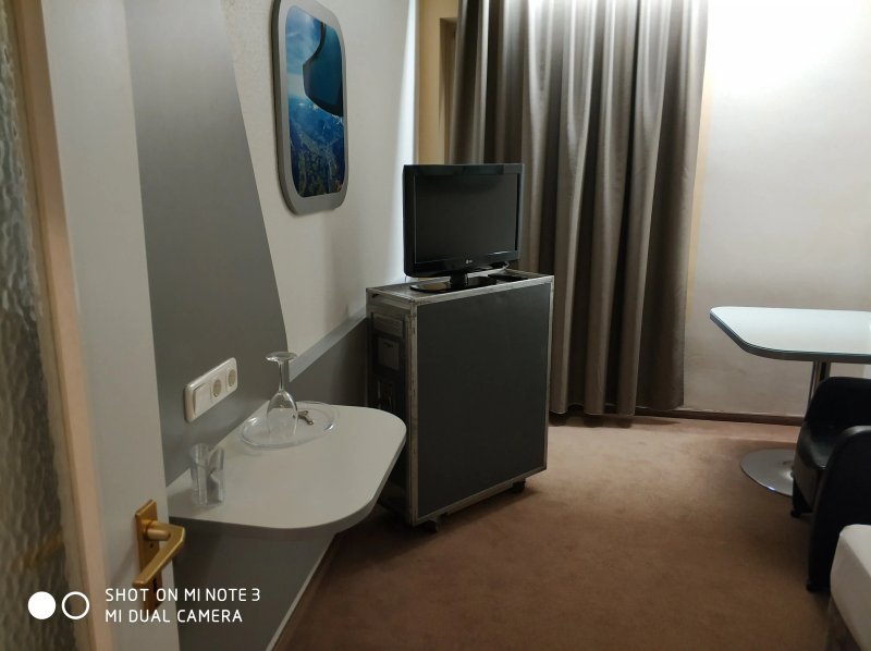 Hotel Cockpit