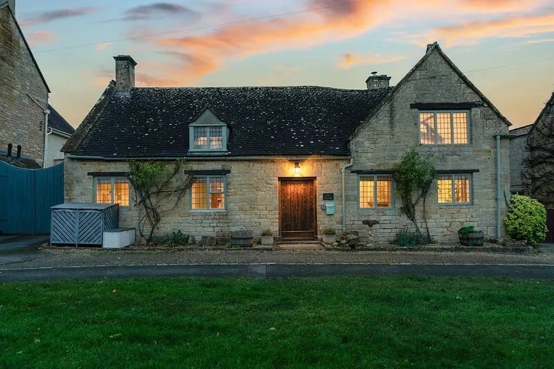 Cosy holiday cottage in the Cotswolds - Rex Cottage