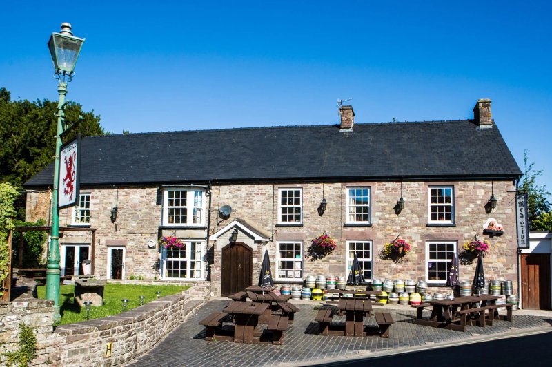 The Red Lion, Llangynidr