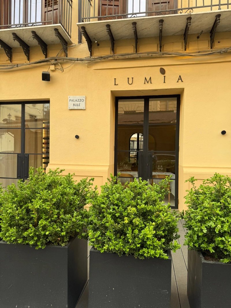 Lumia Restaurant