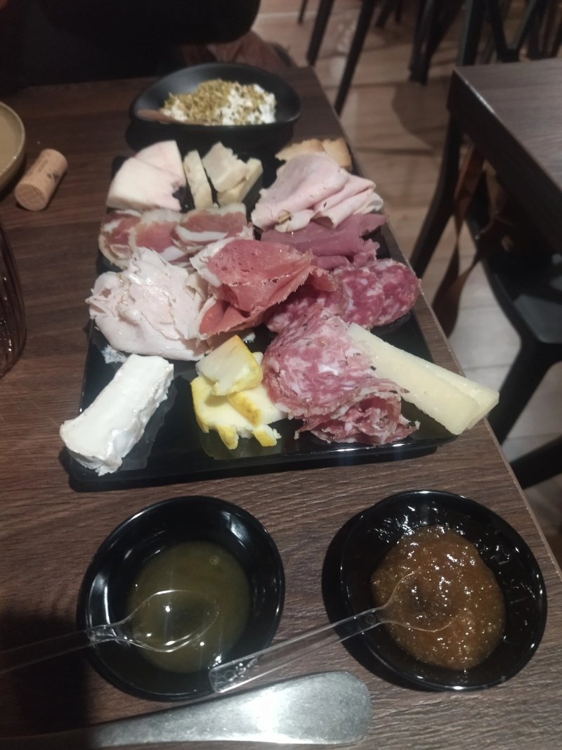 Enoteca Brillo - Wine & More