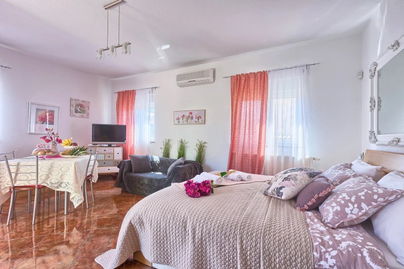 Villa Mihaela, apartments Fazana