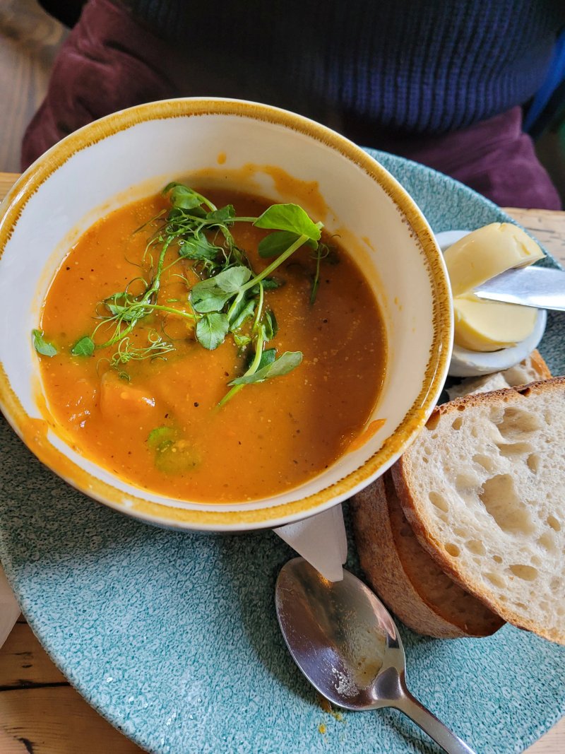 Dolphin Inn Restaurant