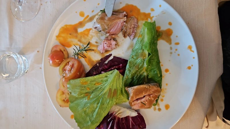 Re Restaurant