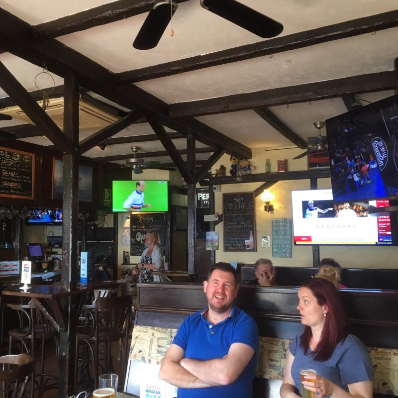 Dolphin Inn