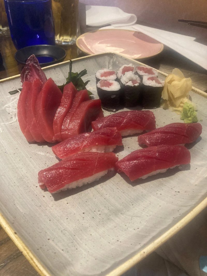 Kanzzi Sushi & Grill