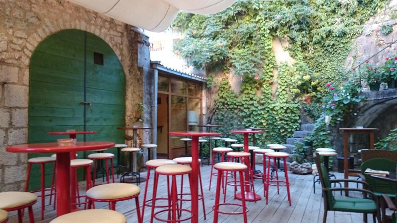 Caffe Bar NU