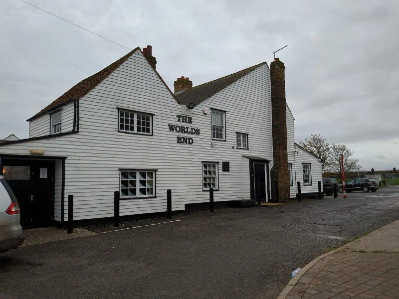 The Worlds End Pub