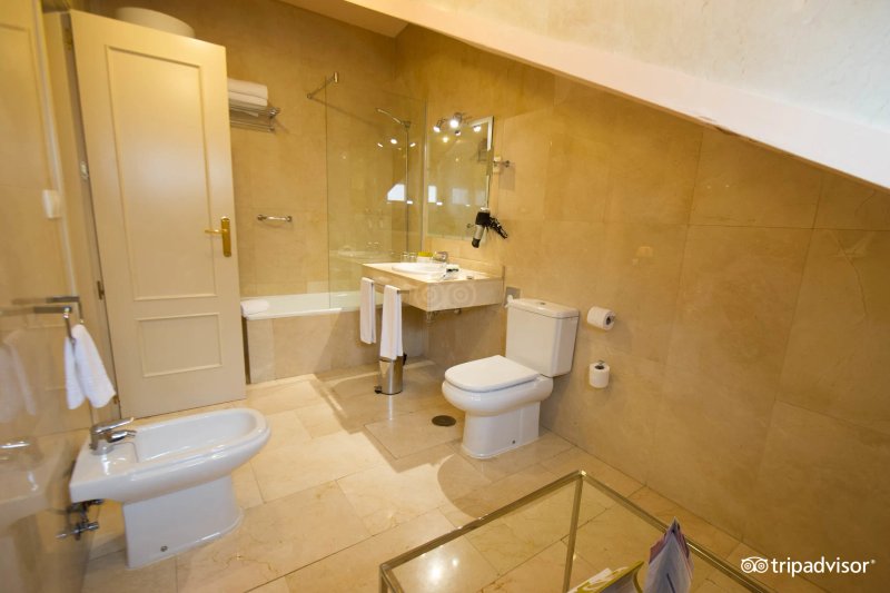 Hotel Exe Suites 33