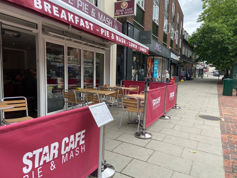 Star Cafe Pie & Mash