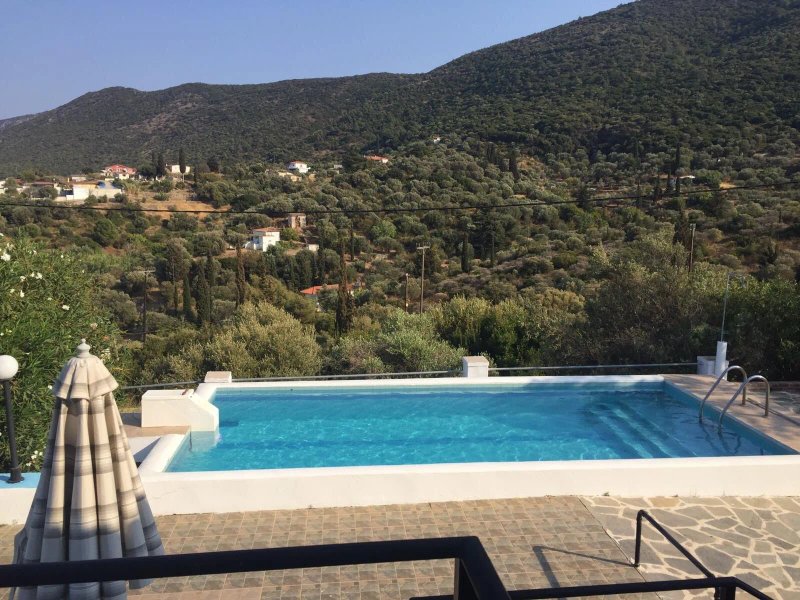 Mouzakis Villas