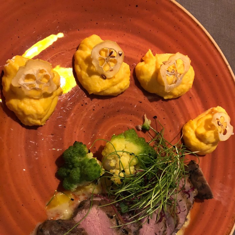 NIKLAVS Restaurant
