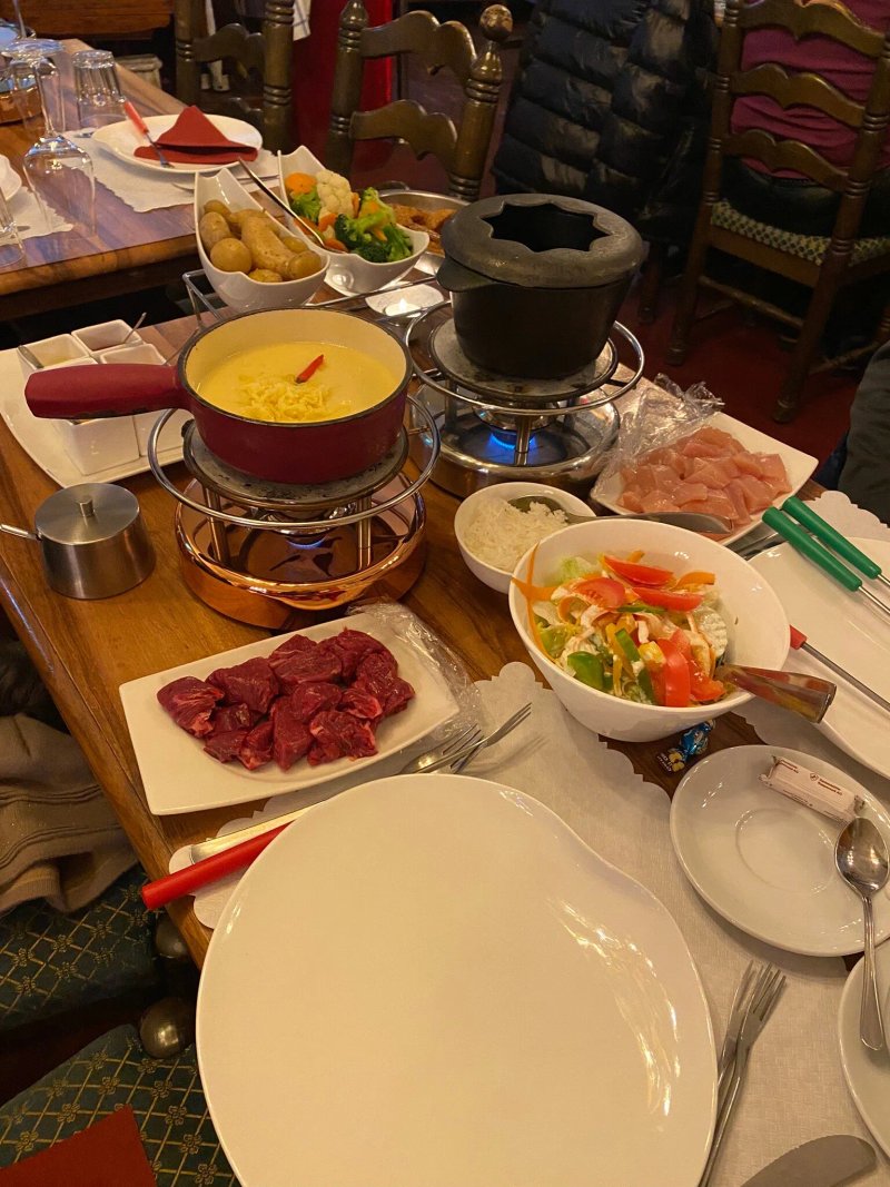 FONDUE HOUSE DU PONT