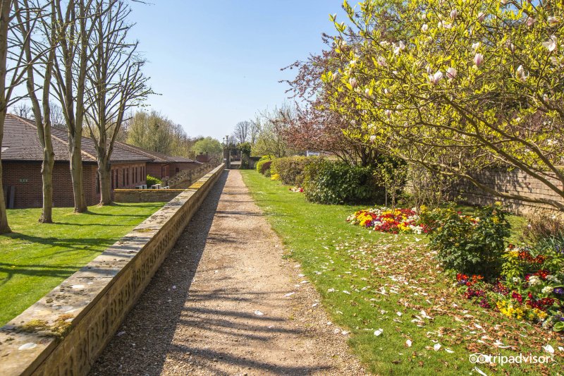 De Vere Horsley Estate
