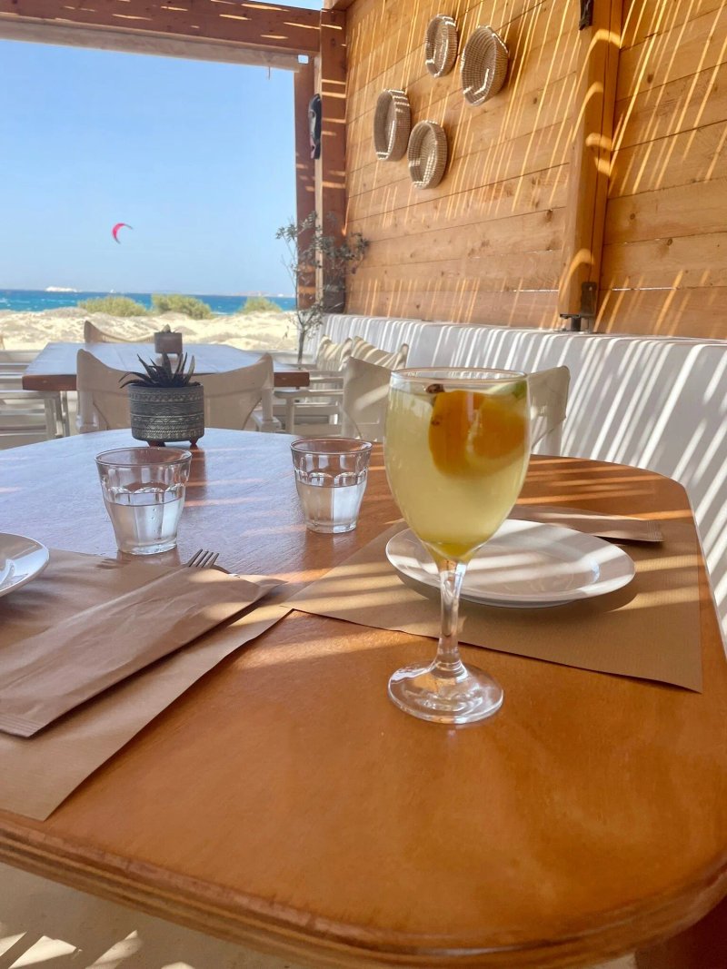 Thalasea Bar Restaurant Mikri Vigla Naxos