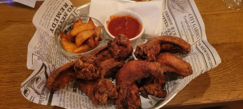 Bura pub