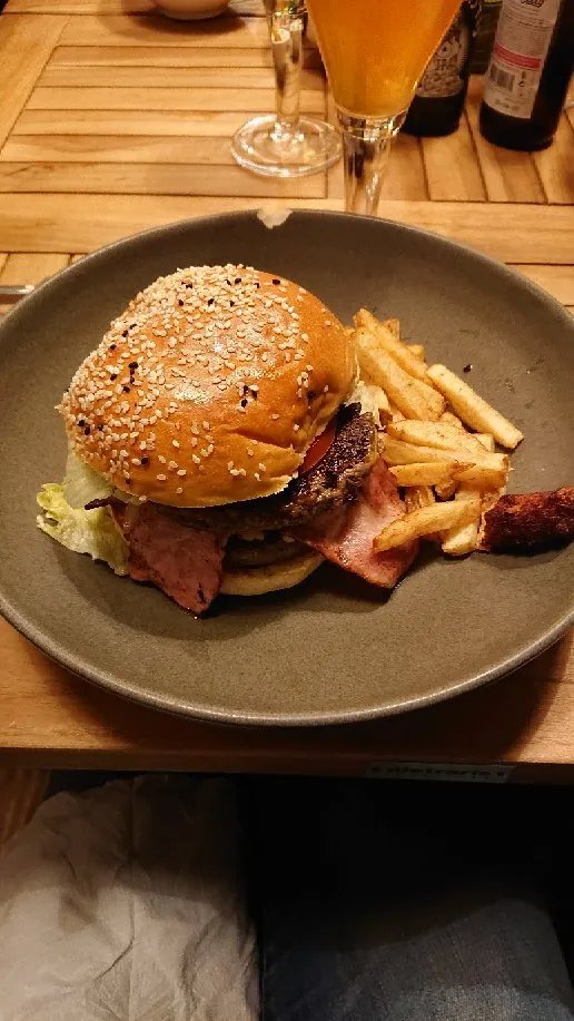 Mad Burger