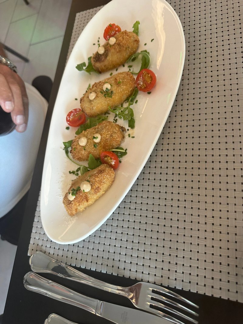 Adriano's Restaurant
