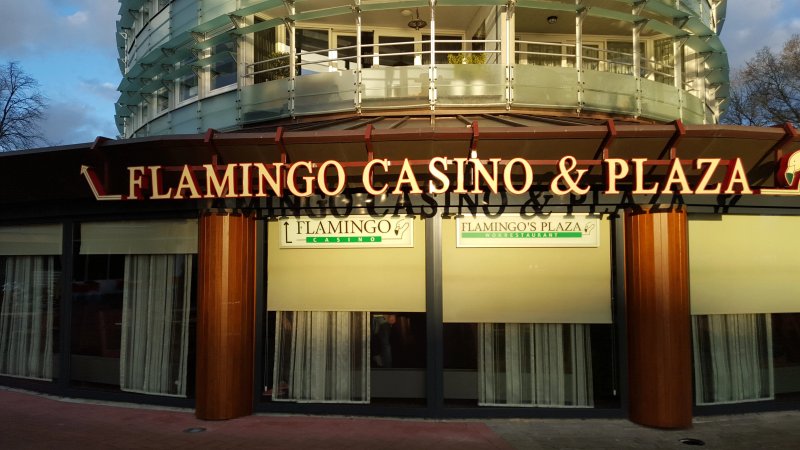 Flamingo"s Plaza Wokrestaurant