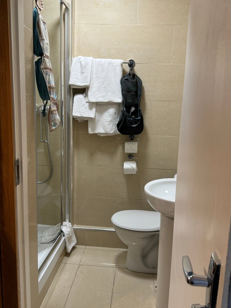 Blooms Hotel