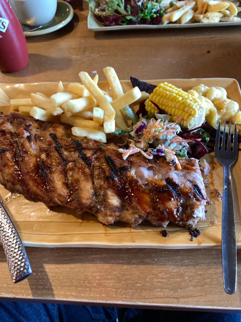 Harvester Trentham Lakes